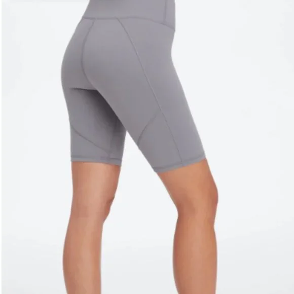 Fabletics Define PowerHold High Waisted Shorts S Green 9'' Inseam Inner Pocket - Picture 6 of 7